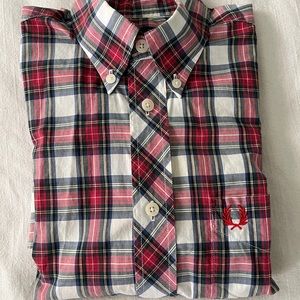 Fred Perry short sleeve tartan button down.  Men's XS